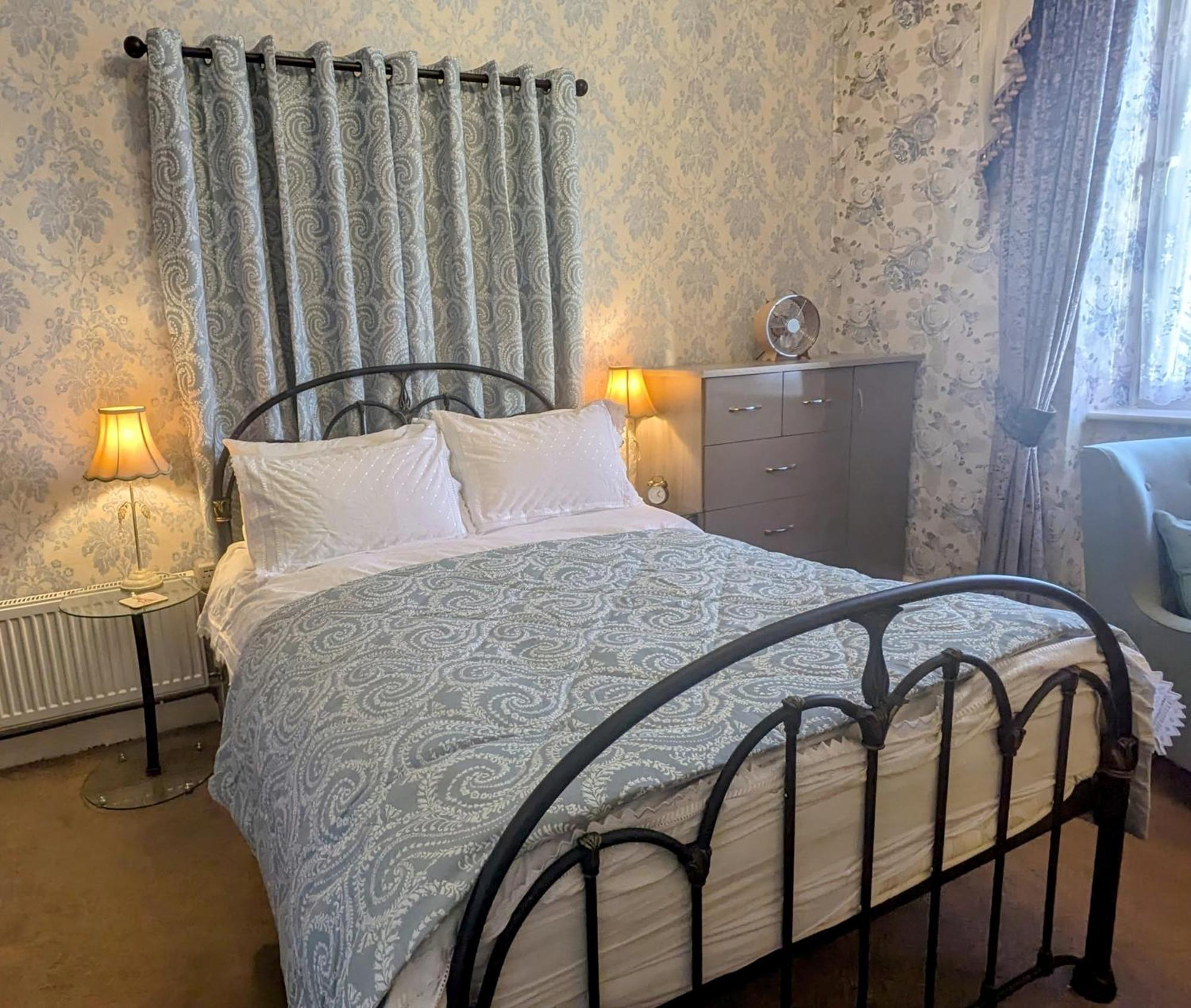 Hotel Stratford House Exclusively For Adults Llandudno Exteriér fotografie