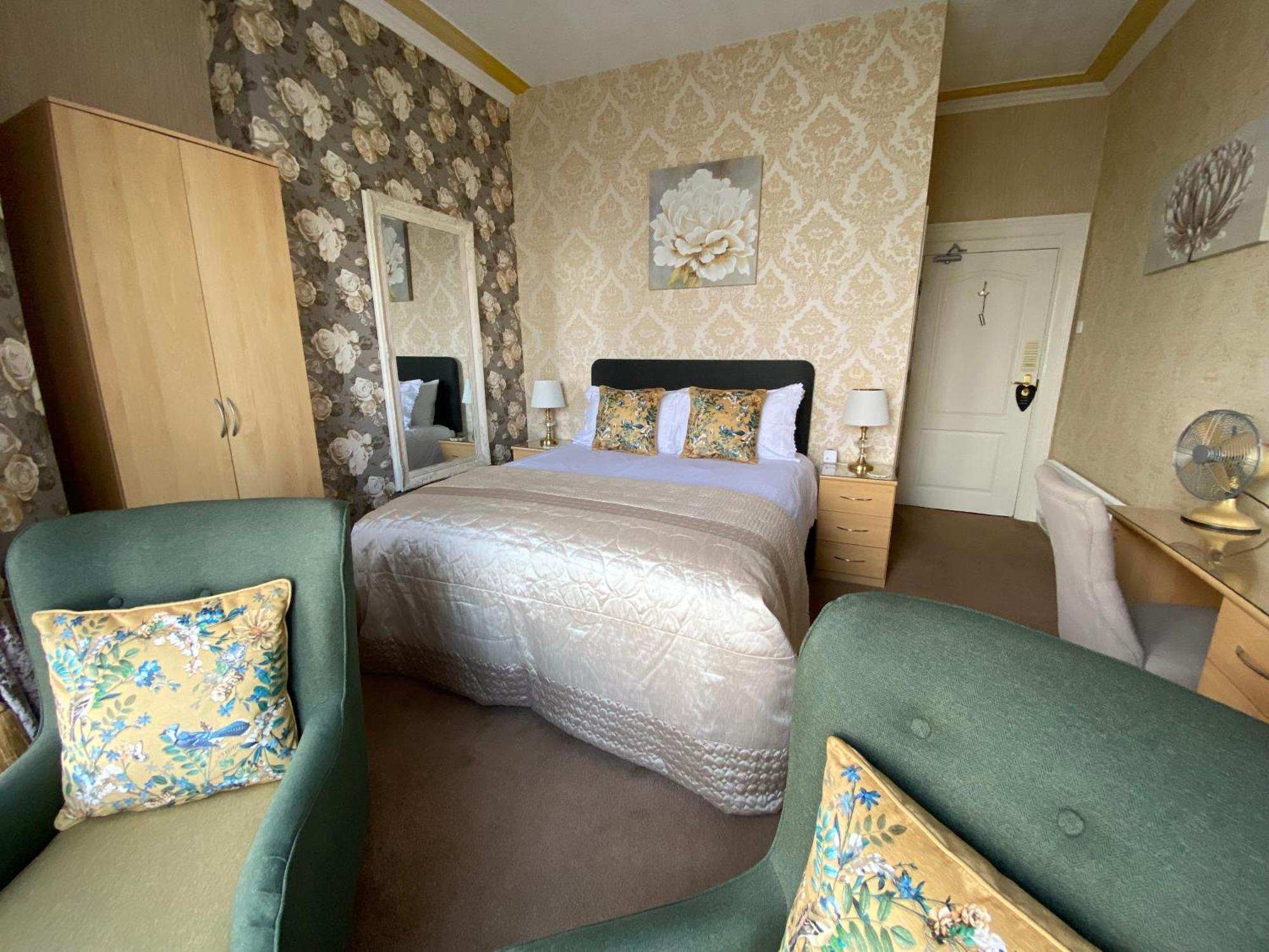Hotel Stratford House Exclusively For Adults Llandudno Exteriér fotografie